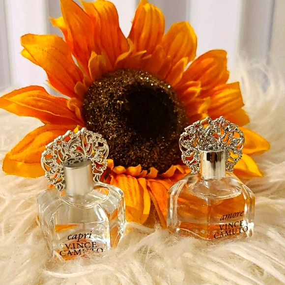 Vince camuto mini size